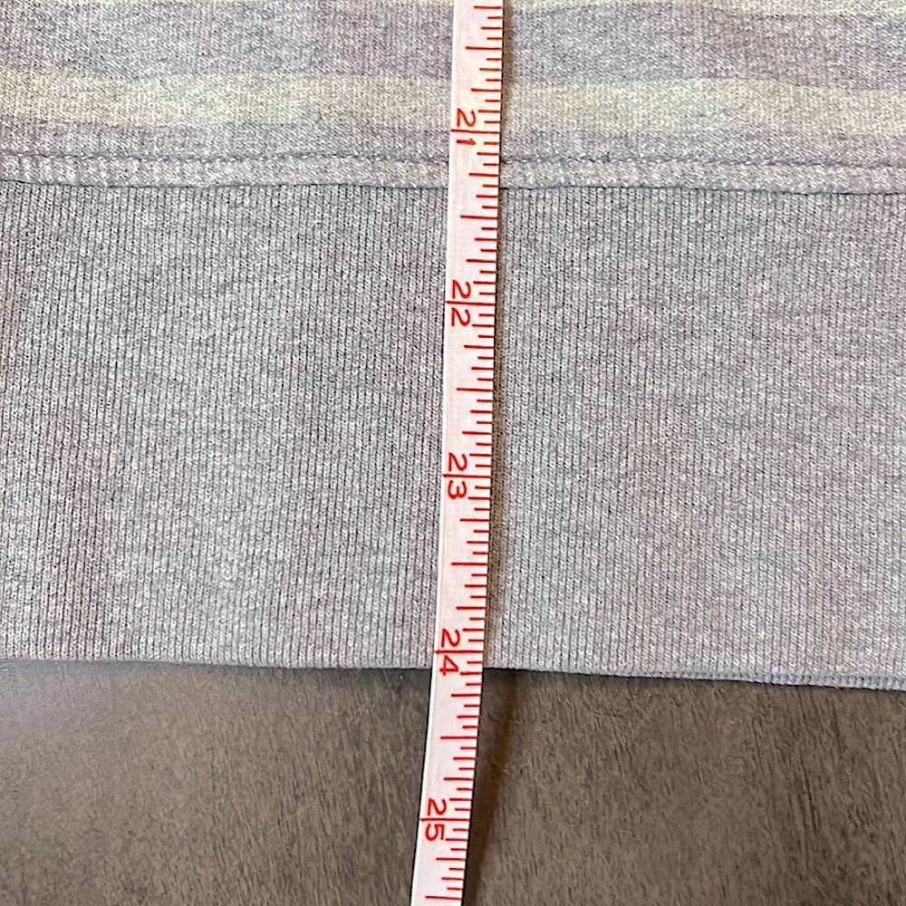 Tea Collection Longer Length Hoodie - Picture 5 of 9